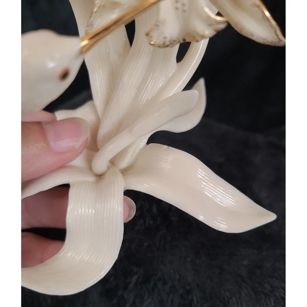 Beautiful Lenox Porcelain Classic Hummingbird Ivory Sculpture Figurine READ - Picture 16 of 16